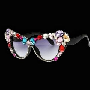 Cat Eye Embellished Crystal Sunglasses